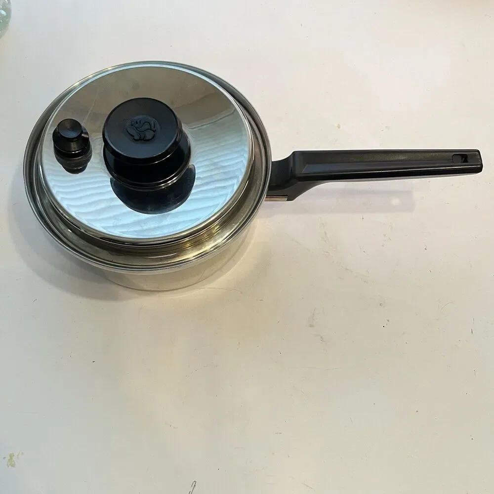 Royal Prestige 7 Ply SS Titanium Silver Alloy Copper 2 Quart Sauce Pan 7.5” &Lid